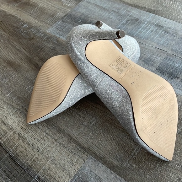 special occasion pumps - Picture 3 of 5